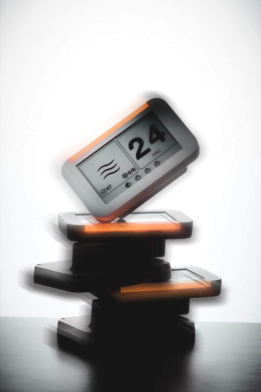 Flow Clock 與亮起的橘色 Focus Light
